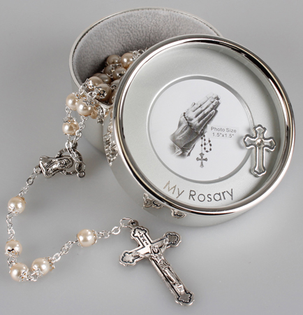 Pearl Rosary/White with Caps/Photo Box   (62654)