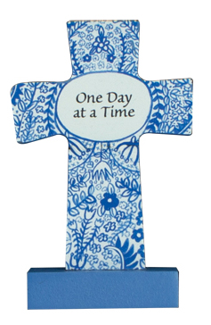 Wood Message Cross 3 1/2 inch/One Day At a Time   (12542)