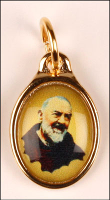 Medal with Picture - Saint Pio   (1571/PIO)
