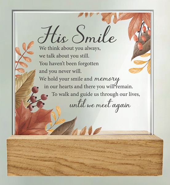 Glass Plaque/Wood Base/His Smile  (32427)