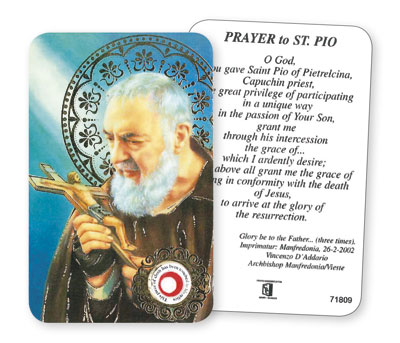 Prayer Card with Relic - Saint Pio   (71809)