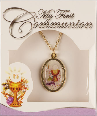 Communion Necklet/Picture Medal   (C6615)